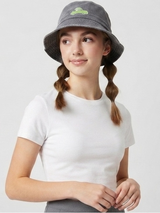 FRIENDS Accessories - Friends Unisex Bucket Hat - NWT